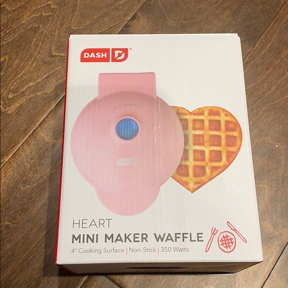 dash mini waffle maker heart